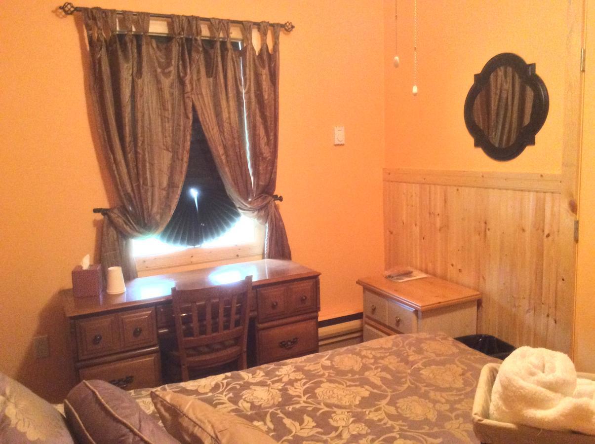 Hotel Midway المظهر الخارجي الصورة